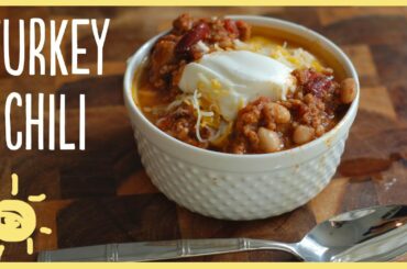 EAT | Slow Cooker Turkey Chili Recipe