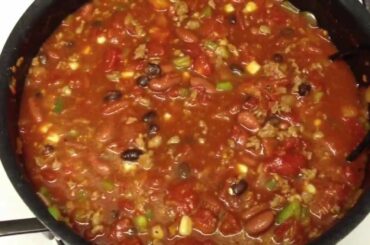 Mom's Chili Recipe!! - Made Weight Watcher Style! Fiber and Protein Packed! Quick & Easy!