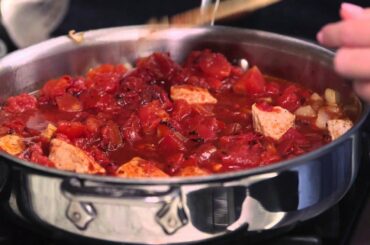 How to Make Smoky Pork, Bacon & White Bean Chili Recipe:  Ohio Pork Episode 11