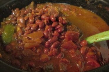 Easy Chili Recipe AND GIVEAWAY !!!