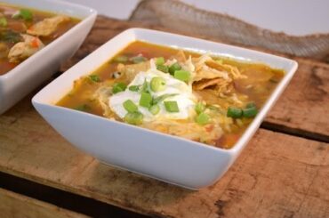 White Chicken Chili Recipe - Cajun Style Soup | RadaCutlery.com