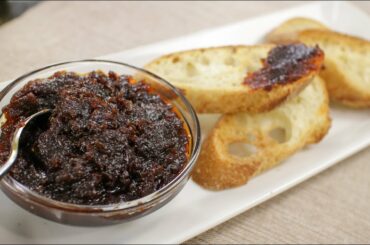 Thai Chili Paste/Chili Jam Recipe (Nam Prik Pao) นำ้พริกเผา - Hot Thai Kitchen