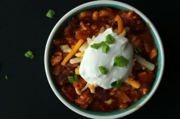 HEALTHY and EASY 30 Minute Turkey Chili Recipe | How To Make Chili