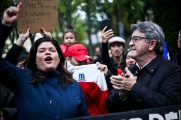 Rassemblement devant l'ambassade du #Chili à Paris