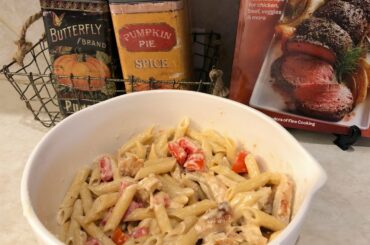 RECIPE TUTORIAL: CHILI'S COPYCAT CAJUN CHICKEN PASTA (Great for Fall!)