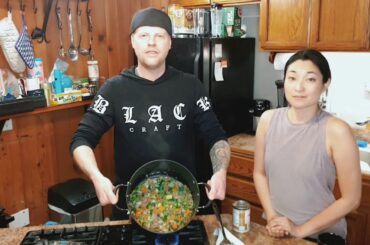 [Jenn & Dave] Best Fall Chili Recipe 🍁!! (David's Family Chili)