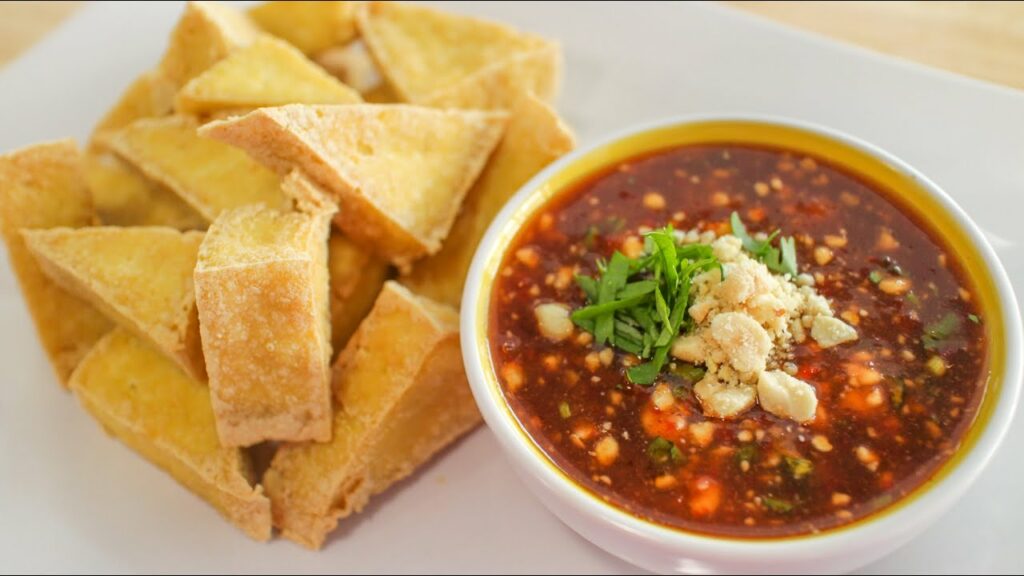 Fried Tofu w/ Sweet Chili Peanut Sauce Recipe เต้าหู้ทอด - Hot Thai