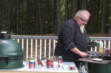 Dr. BBQ Race Day Smokin Chili on the Big Green Egg