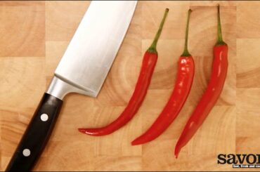 Cutting a chili pepper – Savory