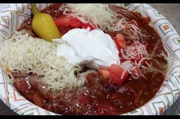 No Meat Vegeterian Chili Recipe - So thick and YUMMY!