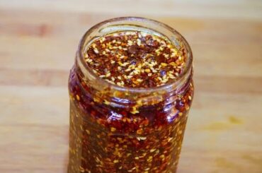how to make hot oil/chilli oil (No music version)--Cooking A Dream