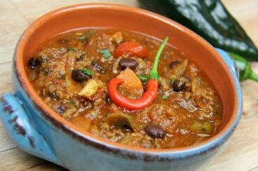 Comforting Homemade Chili #TastyTuesdays | CaribbeanPot.com