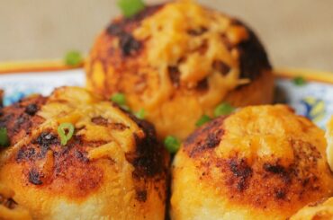 Chili-Stuffed Pull Apart Rolls • Tasty