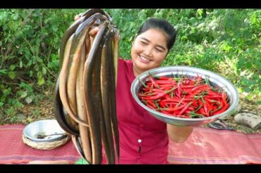 Yummy Cooking Eel with Chili recipe & Cooking Life
