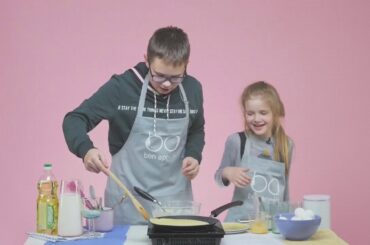 Children try to cook pancakes COMPETITION [Recipes Bon Appetit]