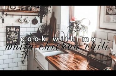 WHITE CHICKEN CHILI | cook with me (-: #sydsfriendmasday1 #vlogmas