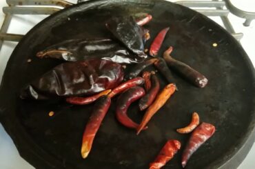 Making Dinner For My Family - Red Chili Salsa or Salsa Rojo Yummy! (11-30-19)