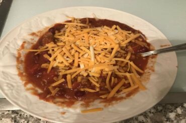 Shannon's Chili - Cooking with Coach Rob