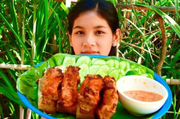 Yummy Frying Pork with Chili Dressing Recipe / Champa's Recipe