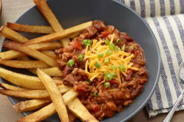 How to Make Guys' Dragon Breath Chili | Food Network