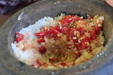 Have you ever tried grilled duck with red chili and salt? really yummy food