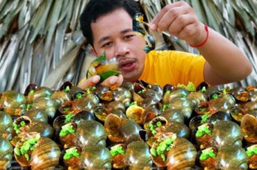 Cooking Snail BBQ eat with Chili Sauce - Collect Snail n Grilled snail bbq