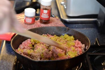 7 Easy Ingredients to make Meaty Chili in a Hurry KFP #89