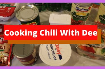 VLOGMAS DAY 13 I COOKING MY DAD'S WORLD FAMOUS CHILI I COOK WITH DEE
