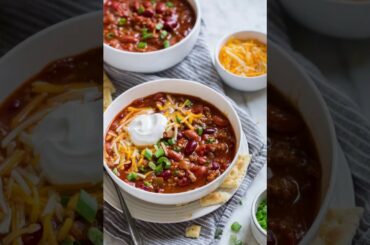 Let's Cooking | WORLDS BEST CHILI {Slow Cooker}