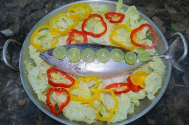 Yummy steamed Sea Fish with Chili sauce recipe/ How to cook fish with Chili sauce in my village