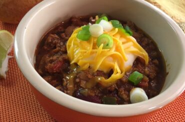 Ultimate Slow Cooker Chili Recipe • Deliciously Comforting! - Episode #97