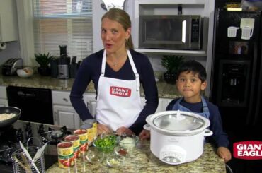 Slow Cooker Turkey Chili Recipe - Cooking with Kids | Giant Eagle