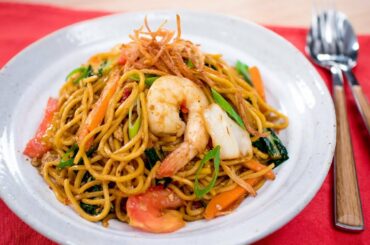 Indonesian Mie Goreng Recipe (wok-fried egg noodles) - Pai's Kitchen