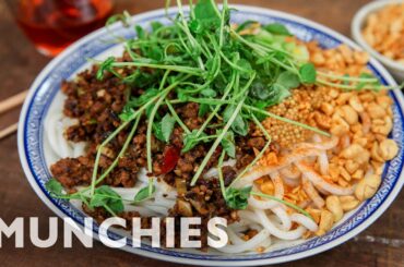 How To Make Spicy Dan Dan Noodles