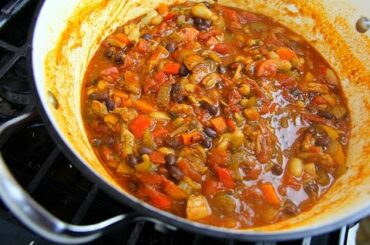 Ultimate Chicken Chili - Super-Bowl Food | CaribbeanPot.com