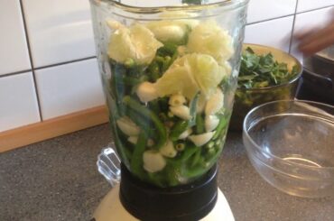 Somali green chili recipe