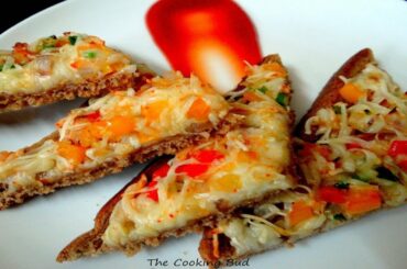 Chili Cheese Pizza Toasts Recipe | How to Make Chili Cheese Pizza Toasts
