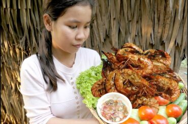 Yummy! Grilled blue Shrimp-lobster with chili sauce | Grilled Shrimp-lobster BBQ