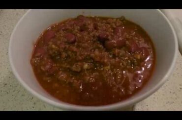 Easy Homemade CHILI (Ep. 3)