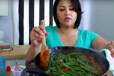 Mexican Style Green Beans in Red Chili Recipe (Easy Steph by Steph) | Views Recipe