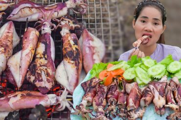 Cooking Big Squid with Chili Sauce Recipe - Natural Life Cooking