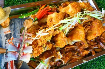 Crispy Crunchy Fried Fish Recipe - Fried Crispy fish eat with chili sauce