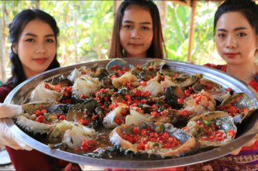 Cooking crab salad with chili recipe - Natural Life TV