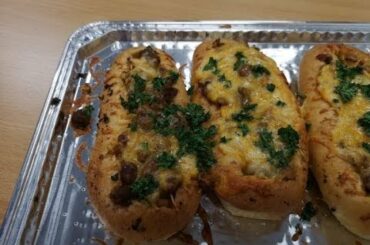 HOW TO MAKE CHILI CHEESE DOG BOATS !!! (WORLDFAMOUSFOODZ)