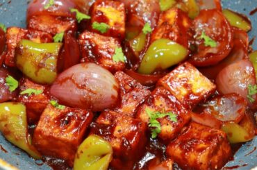 अगर ऐसे चिल्ली पनीर बनायेगे तो खाते रह जाएंगे|CHILLI PANEER DRY -Restaurant Style|Indo-Chinese Recip