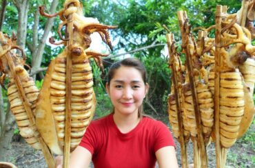 Yummy Squid Grilling Chili Sauce Homemade   Squid Grilling Recipe   Cooking With Sros