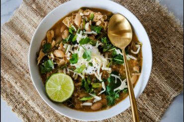 Soup Recipe: BEST EVER White Chicken Chili by Everyday Gourmet with Blakely