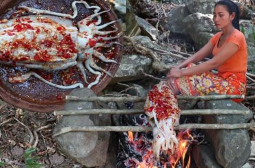 Cooking skills: Yummy Cook Big Squid Grilled with Spicy Chili for Lunch food ideas Ep 34
