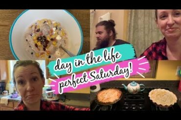 DAY IN THE LIFE || DON'T MISS THIS HOUSE NEWS || BEEF POT PIE + CREAM CHEESE CHICKEN CHILI