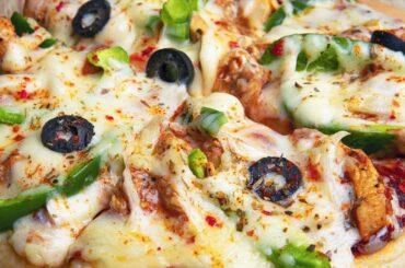 Pizza on Pan Recipe | Pizza Without Oven Recipe by Food Medley